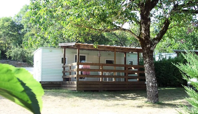 Campsite LA GARRIGUE * - M-Home 2 bedrooms (+ old) 5 to 6 people - 5 people. included in the price
