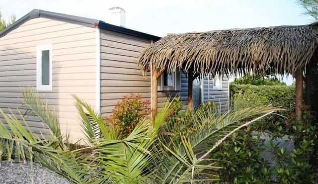 Campsite La Grange Neuve* - Mobile Home Standard Reserve Side 3 rooms 4 people