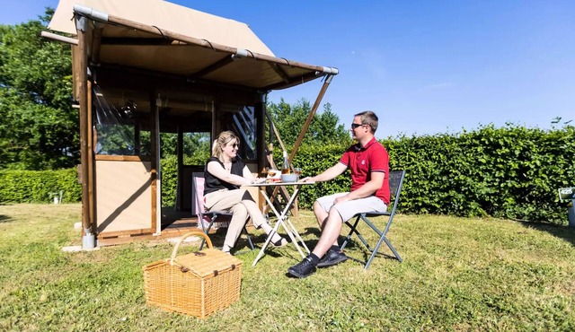 Campsite La Grappe Fleurie * - La Petite Cadole 2 people