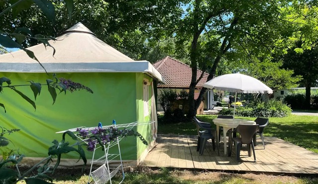 Campsite La Sole* - 3 Room Canvas Bungalow 5 People