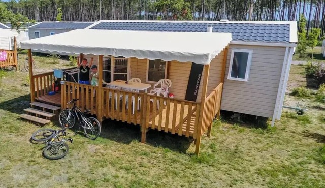 Campsite Landes Azur* - Mobile Home 5 Rooms 8 People