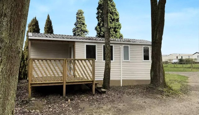Campsite Le Pré des Moines * - Mobile home ESTRAGON + 3 bedrooms 2 to 8 people - 2 pers. included in the tariff
