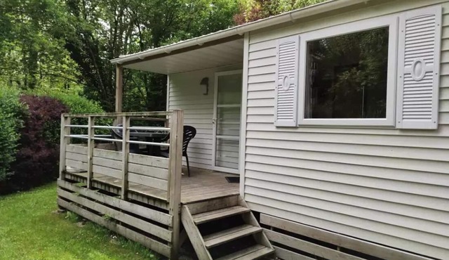 Campsite Le Rouge Gorge* * - MOBILE HOOME TI 32m2 with semi-covered terrace (3 bedrooms) ECO 6 people