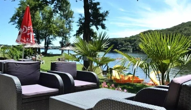 Campsite Les Cantarelles* - Family Premium BDL 3 rooms 4 people Air-conditioned