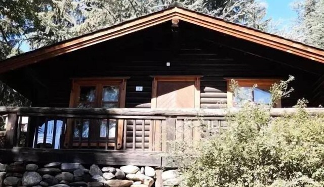 Campsite Les Jardins d'Estavar* - 3 room chalet for 4 people