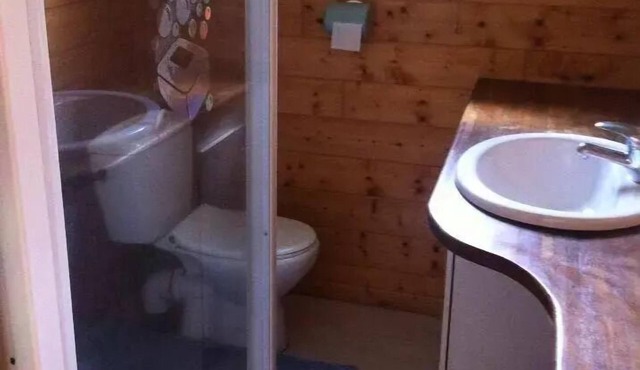 Campsite Les Pommiers des 3 Pays * - Chalet wood (n° 24) 5 persons