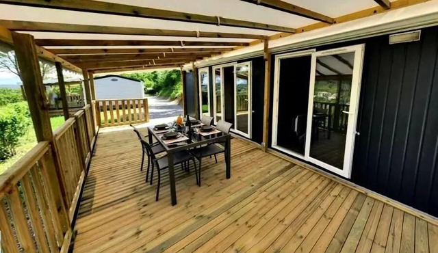 Campsite Les Princes d'Orange * - Mobil home Prestige SPA - 2 bedrooms including 1 master suite - bed linen, towels and barbecue 4 people