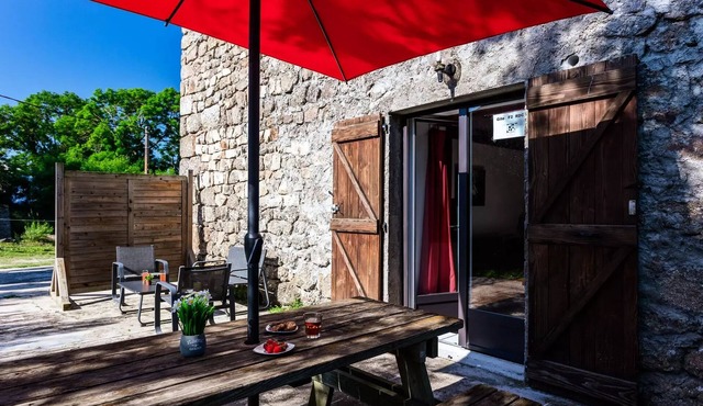 Campsite Les sous bois du Lac * - F2 - Ground Floor Gite 6 people