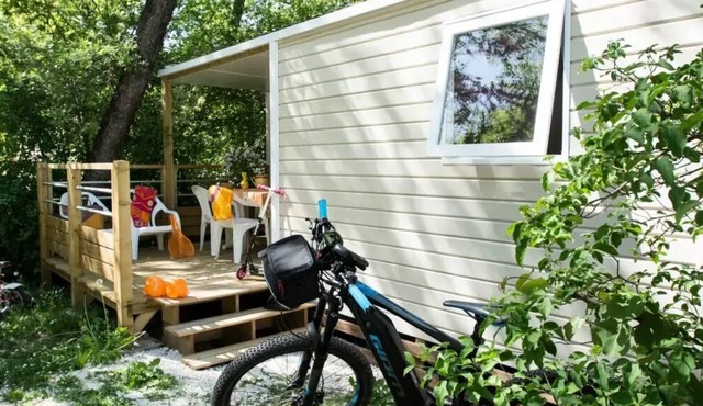 Campsite maeva Breathe Le Luberon * - Cottage Luberon Premium 3 Rooms 4 People Air Conditioned