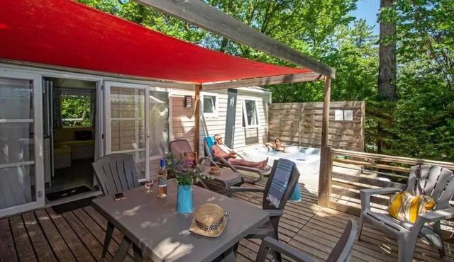 Campsite maeva Breathe Le Luberon * - Cottage Romarin 4 Rooms 6 People Air-Conditioned Private Spa