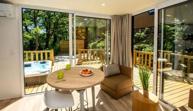 Campsite maeva Breathe Le Luberon * - Cottage Evasion 2 Rooms 2 People Air-conditioned Private Spa