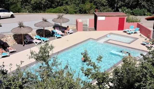 Campsite Mas Llinas* - Nature Chalet 3 Rooms 4 People without sanitary facilities