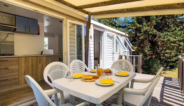 Campsite Medrose* - 4-room mobile home for 6 people with air conditioning