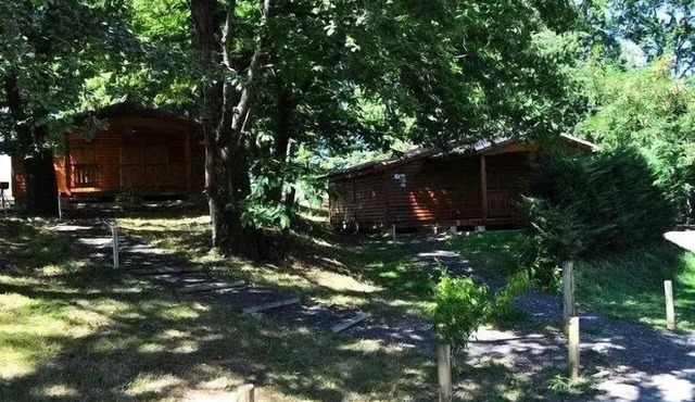 Campsite Midi Pyrenees * - Chalet 2 bedrooms 5 people