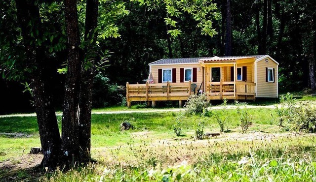 Campsite Orpheo Negro *** - Mobile home Comfort 3 Rooms 4 Persons