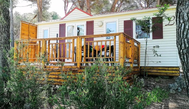 Campsite Residential La Pinède * - Oceane COMFORT -2 bedrooms 27m2- *Clim, terrace, TV* 4 persons