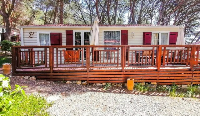 Campsite Residential La Pinède * - Blueberry3 PREMIUM- 3 bedrooms 40m2- *Clim, terrace, TV* 6 persons