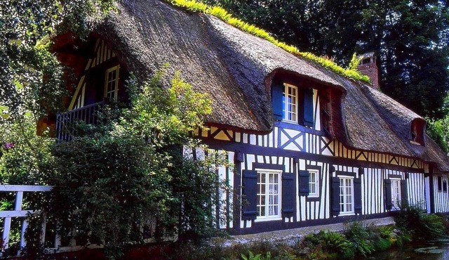 Campsite Risle et Seine - Domaine des Etangs*** - Privilege 3-Room Cottage on Stilts for 4 People