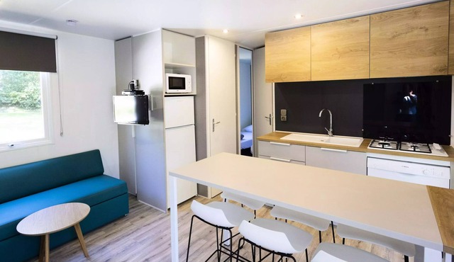 Campsite Saint Pierre de Rousieux**** - Very large Mobile Home Comfort + 4 Rooms 6 People Air Conditioned