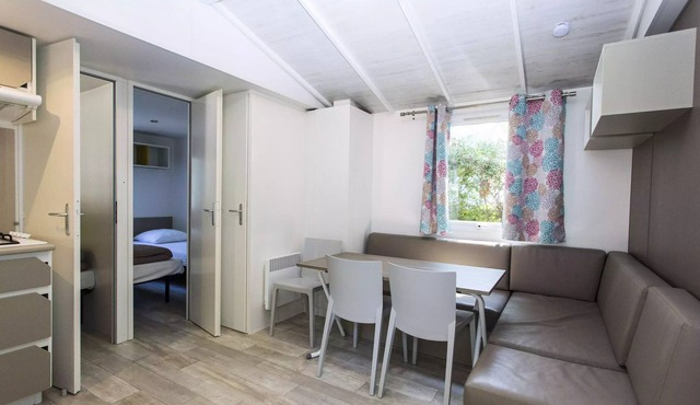 Campsite Saint Pierre de Rousieux**** - Large Mobile Home Comfort + 3 Rooms 4 People