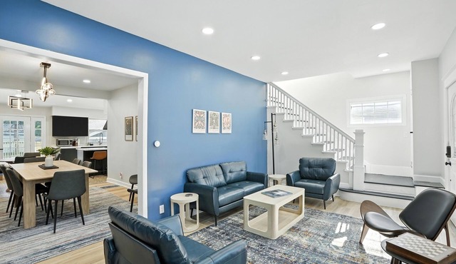 Campus To Dunes Escape | 2 King Beds | Game Area + Fire Pit + Deck Lounge