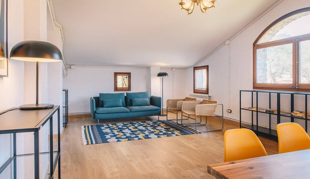 Can Blanc de Dalt – Spacious Apartment in Garrotxa Natural Park