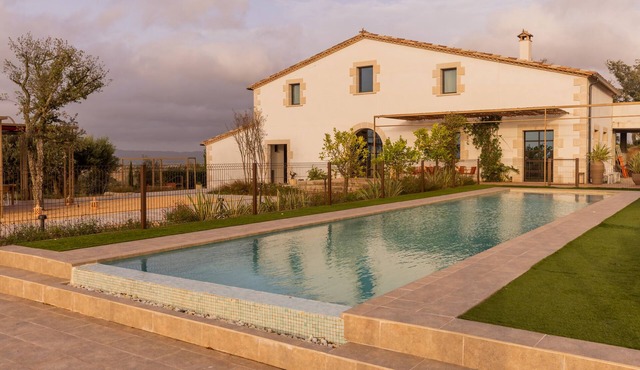 CAN BUFÍ, Amazing country house with indoor pool