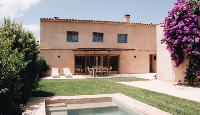 Can Camades - Casa amb jardí i piscina a L'Empordà