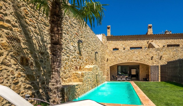 CAN CARANTA Catalina House - Splendid 18th Century House in Pals