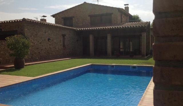 Can Coll Peratallada