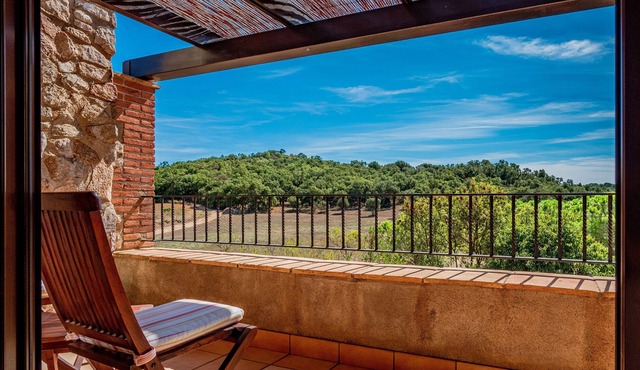 CAN MARTI - Village house between fields and vineyards