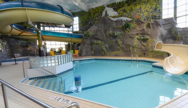 Canad Inns Destination Centre Windsor Park