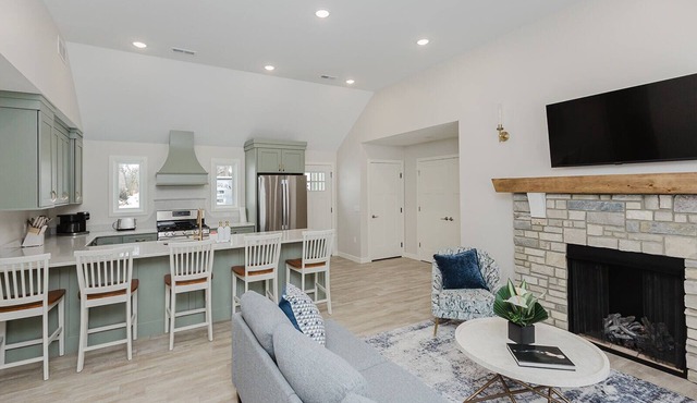 Canal Access Sleeps 7 Fire Pit Sand Point