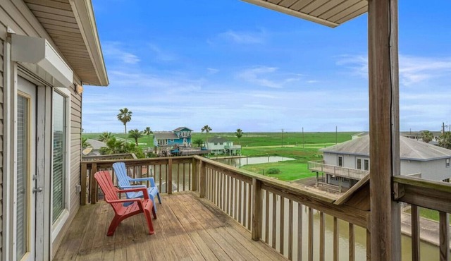Canal Front Fisherman Dream Home with Great Views