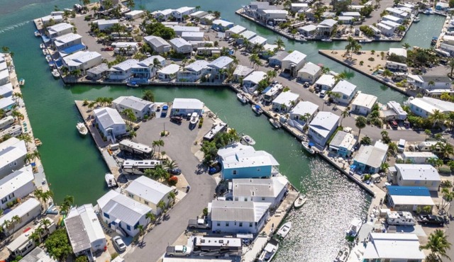 Canal front lot only. No house or RV. You need to bring your RV.
