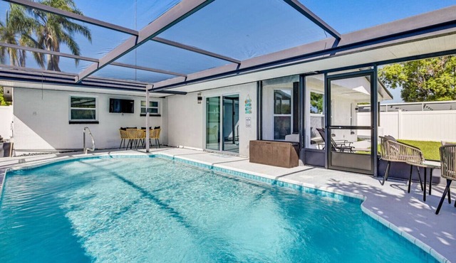 Canal‑Front Oasis w/Heated Pool Close to the Beach
