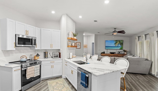 Canal front w private dock, 3-bedroom 2 bath home in beautiful Port Charlotte.
