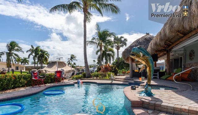Canal Oasis W/Private Dock & Poolside Paradise!