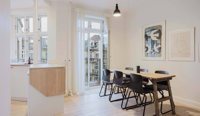 Canal Quiet apt Summa