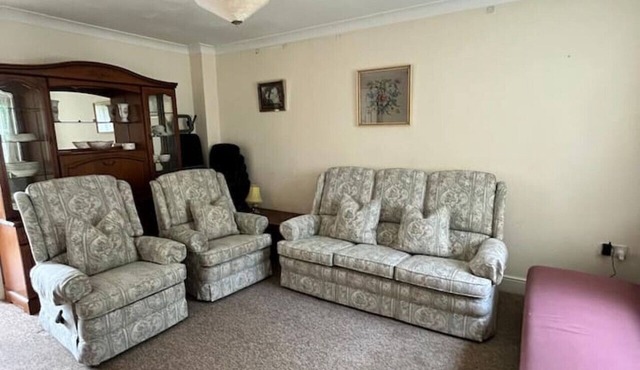 Canal Way- Cozy 3-Bed House