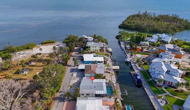 Canalfront Home with Pool & Dock