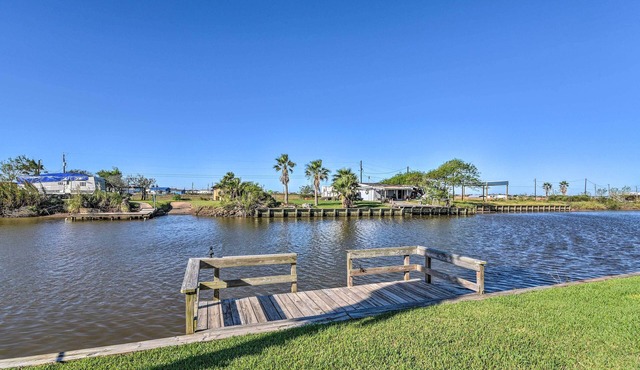 Canalfront Sargent Cabin w/Patio: 1 Mi to Beach!