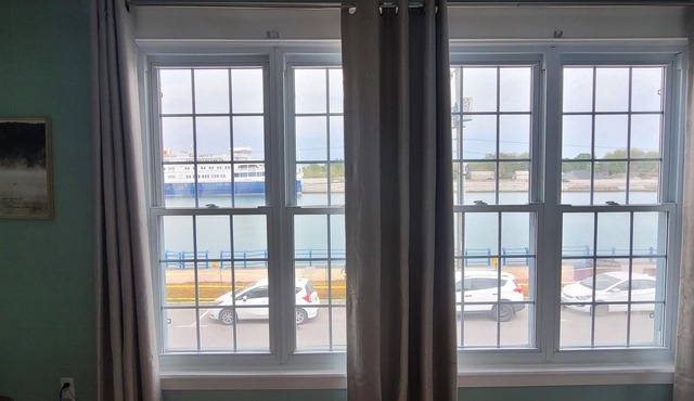 Canalside Restaurant, Inn & Kitchen store