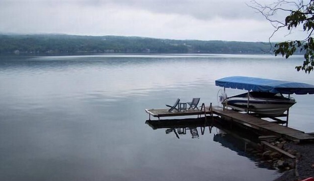 Canandaigua Lake Cottage in the Woods