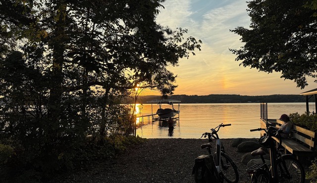 Canandaigua Lake Cottage—500ft to private lake access