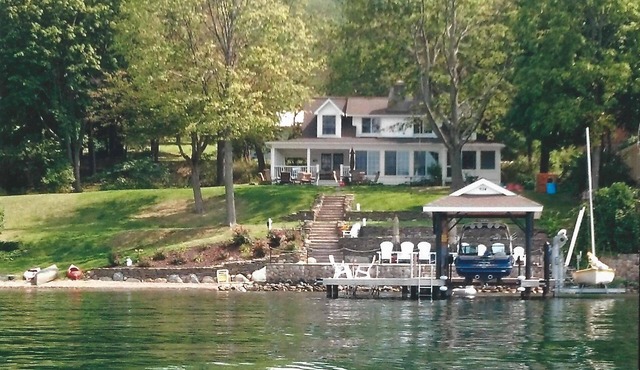 Canandaigua Lake Waterfront Cottage