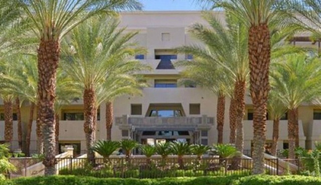 Cancun Resort 1 bedroom · Just of the Main Strip, Pool Fun! n1 Bedroom Suite