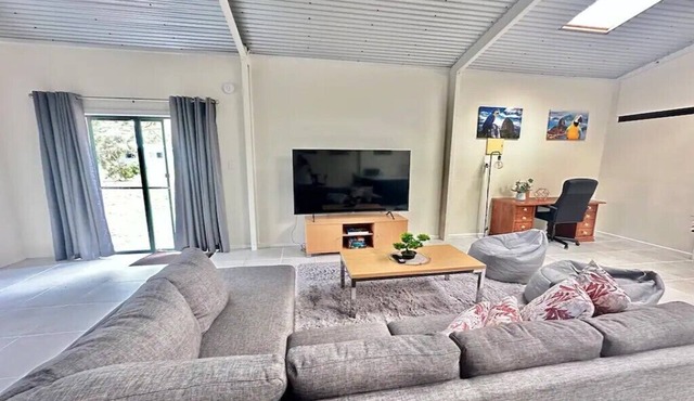 CandE’s Guesthouse