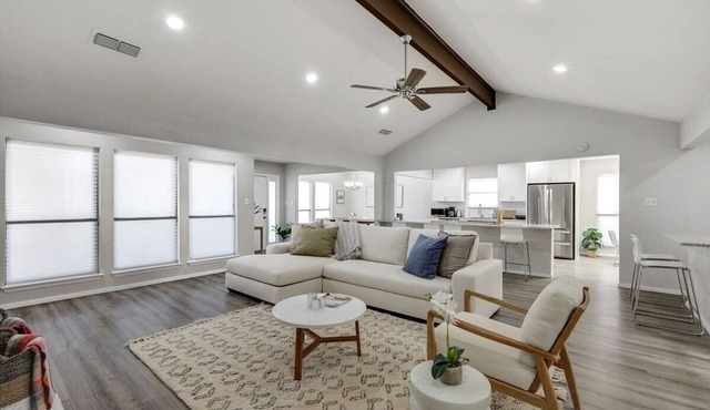 Candleridge Casa - Newly Remodeled 4-BD Hidden Gem