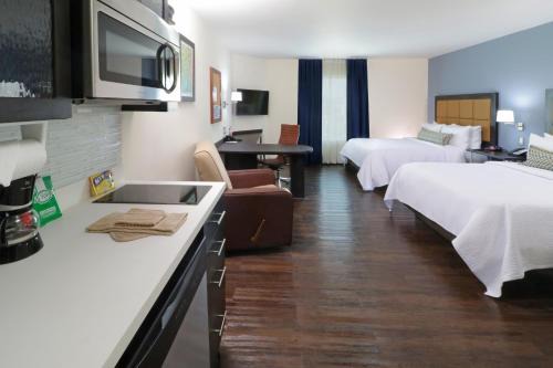 Candlewood Suites - Celaya by IHG